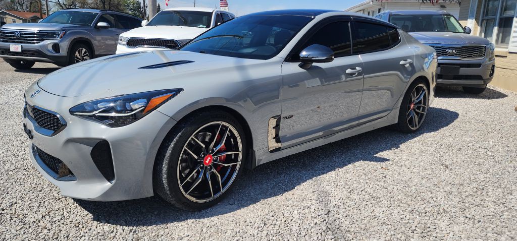 2019 Kia Stinger Image 1