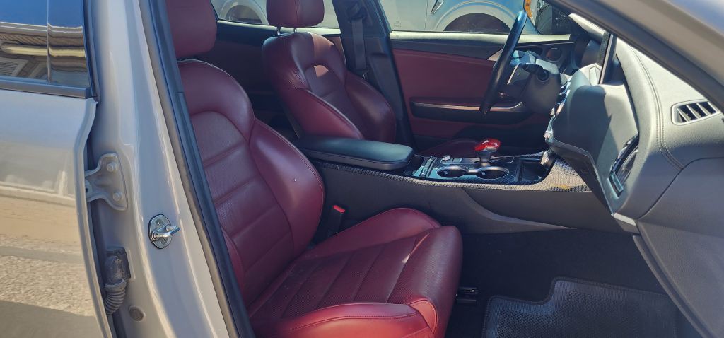 2019 Kia Stinger Image 14