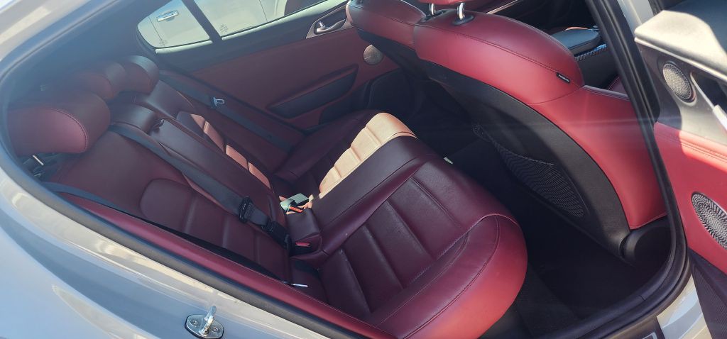 2019 Kia Stinger Image 15