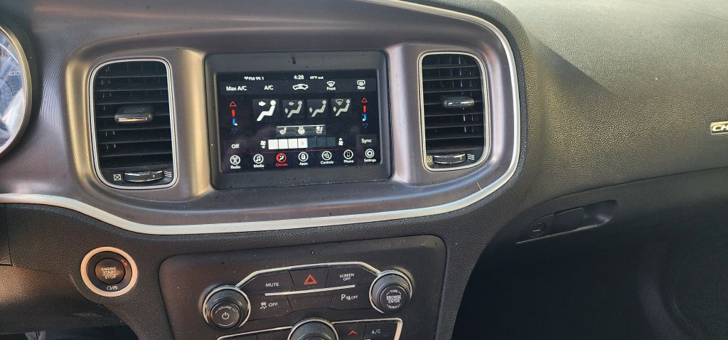 2021 Dodge Charger Image 16