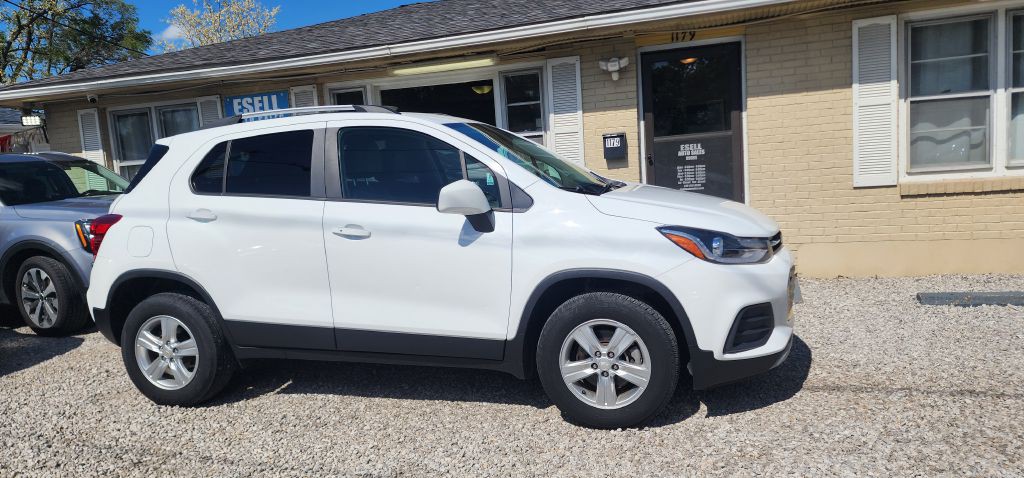 2022 Chevrolet Trax Image 2