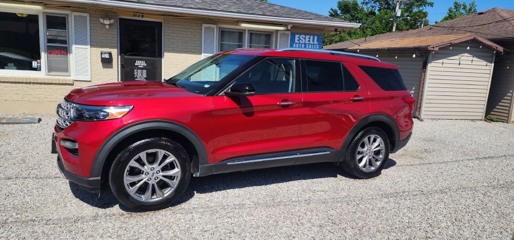 2021 Ford Explorer Image 2