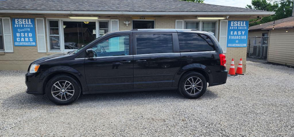 2017 Dodge Grand Caravan Image 1