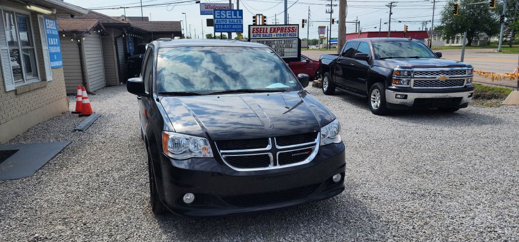 2017 Dodge Grand Caravan Image 2