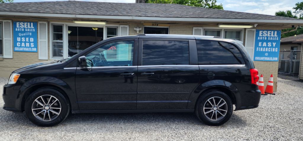 2017 Dodge Grand Caravan Image 4