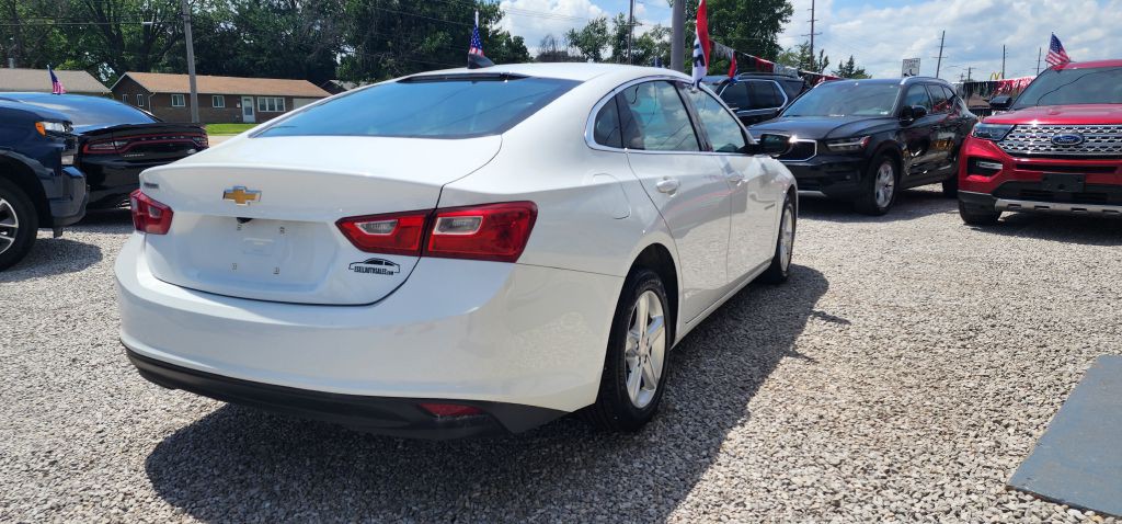2023 Chevrolet Malibu Image 12