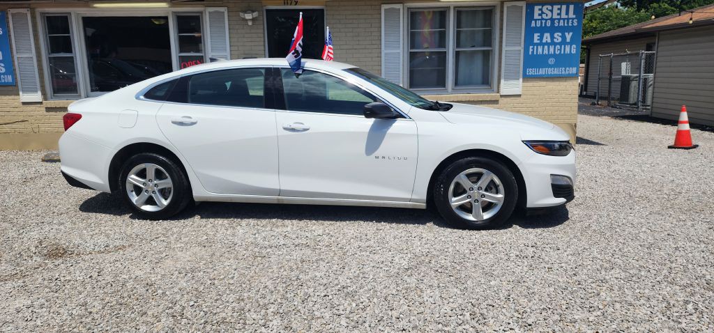 2023 Chevrolet Malibu Image 16