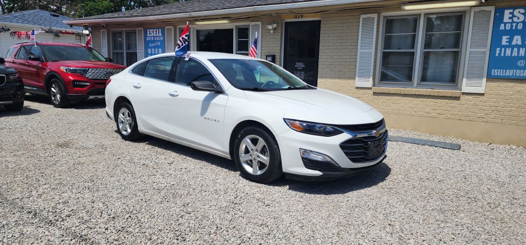 2023 Chevrolet Malibu Image 18