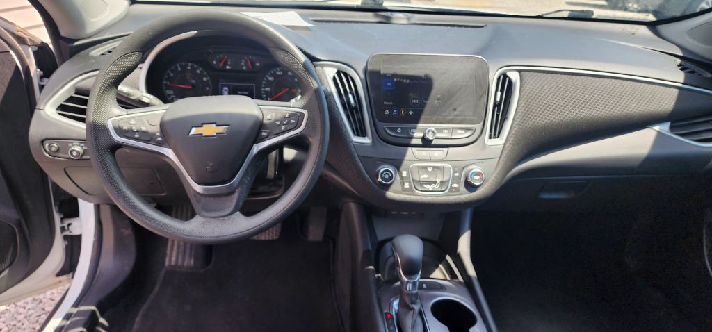 2023 Chevrolet Malibu Image 24