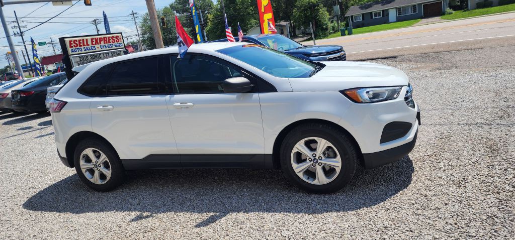 2019 Ford Edge Image 4