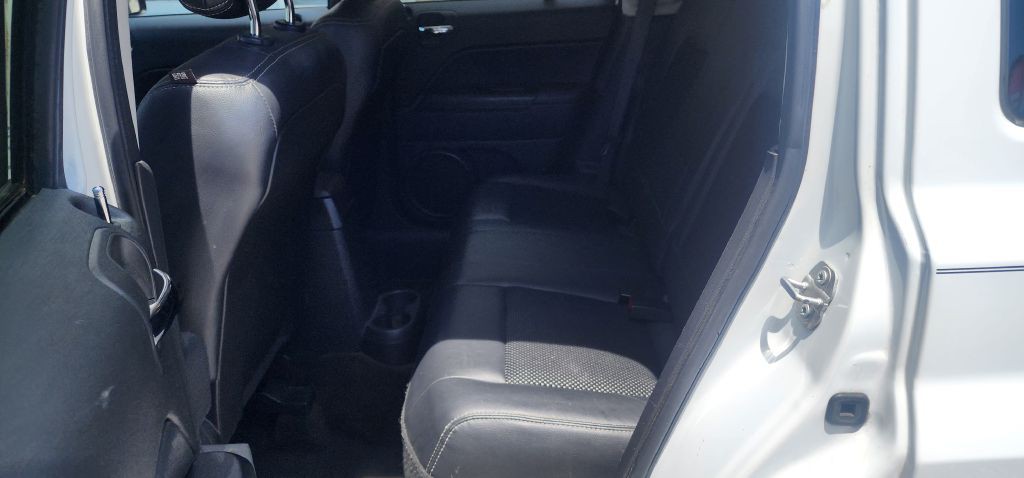 2016 Jeep Patriot Image 14