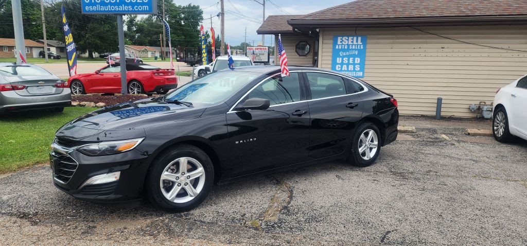 2020 Chevrolet Malibu Image 3