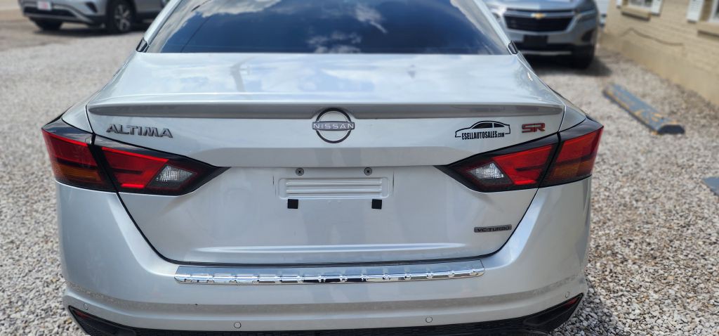 2023 Nissan Altima Image 13