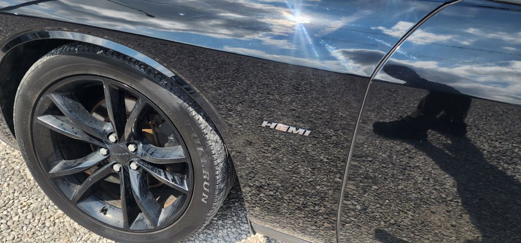 2016 Dodge Challenger Image 14