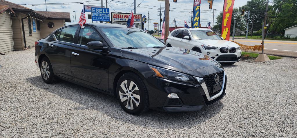 2022 Nissan Altima Image 5