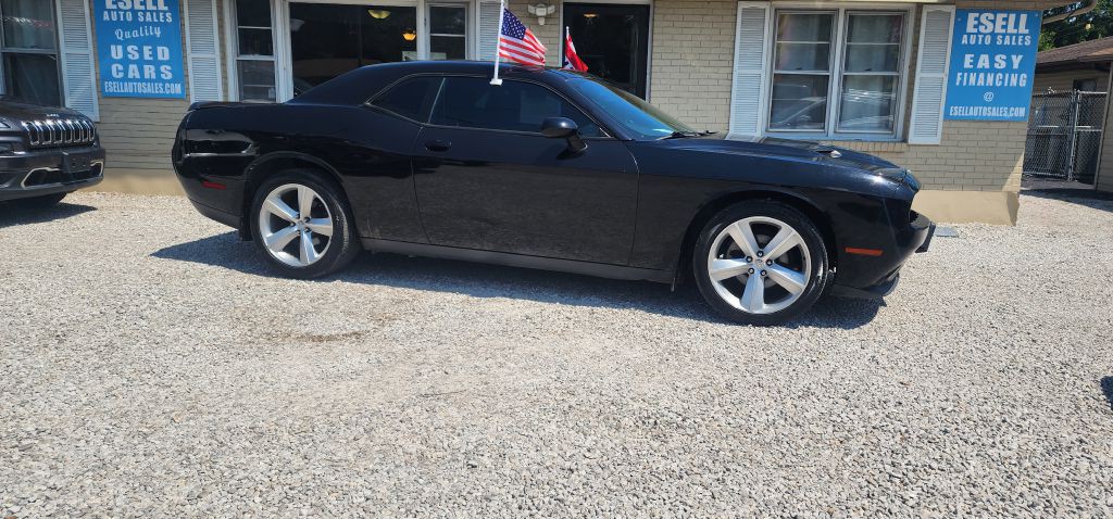 2016 Dodge Challenger Image 4