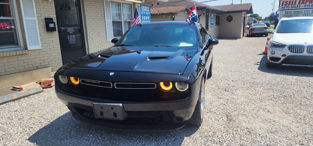 2016 Dodge Challenger Image 8