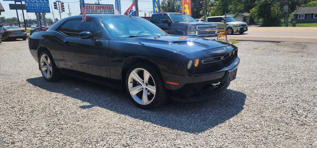 2016 Dodge Challenger Image 9