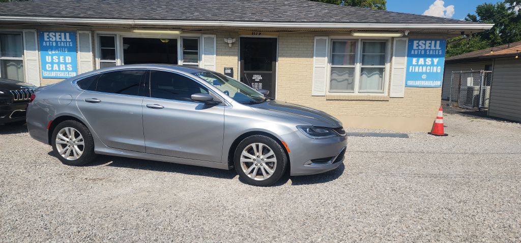2016 Chrysler 200 Image 13