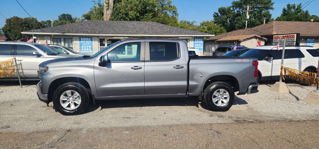2021 Chevrolet Silverado 1500 Image 2