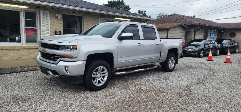 2017 Chevrolet Silverado 1500 Image 2
