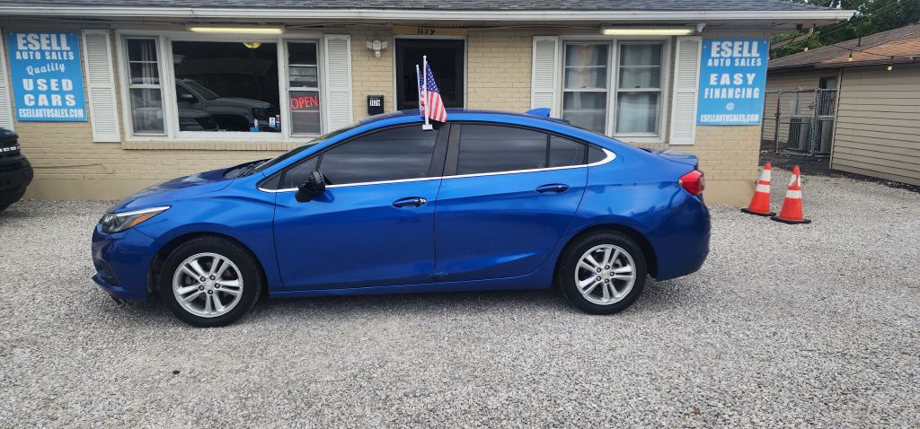 2016 Chevrolet Cruze Image 2