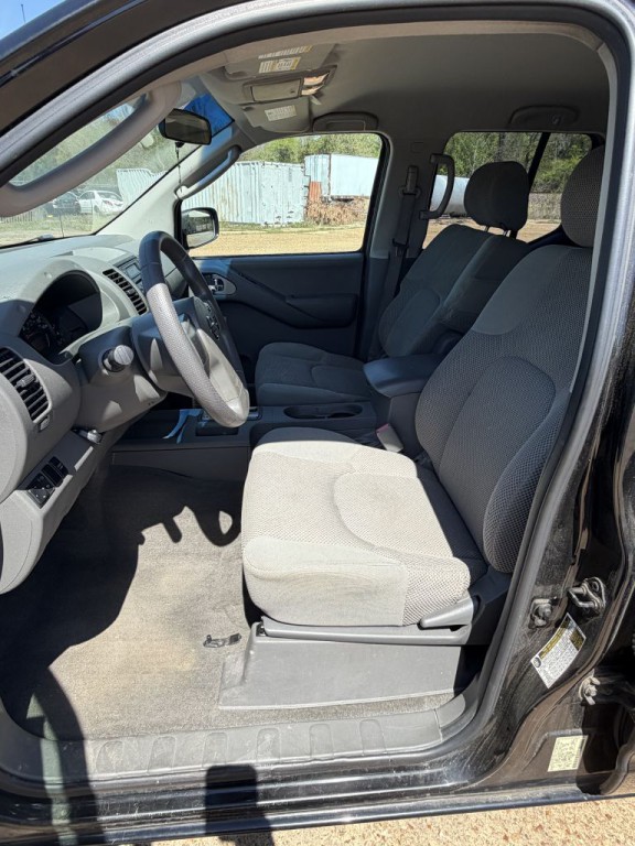 2006 Nissan Frontier Image 5