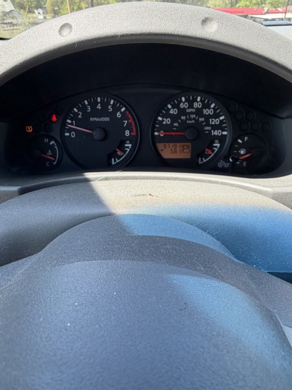 2006 Nissan Frontier Image 10