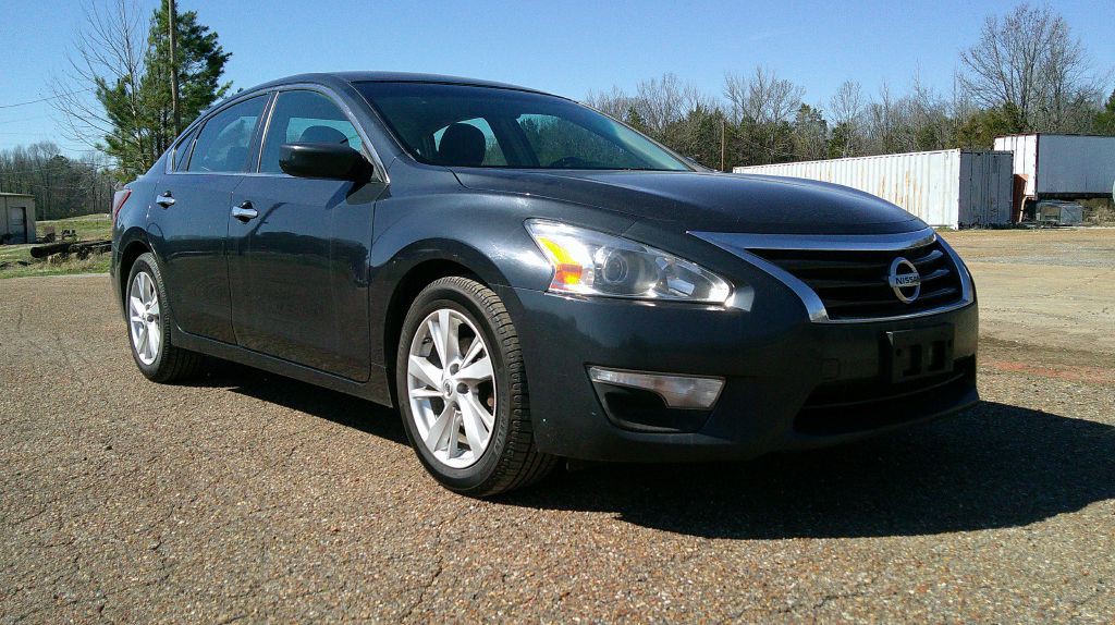 2013 Nissan Altima Image 1