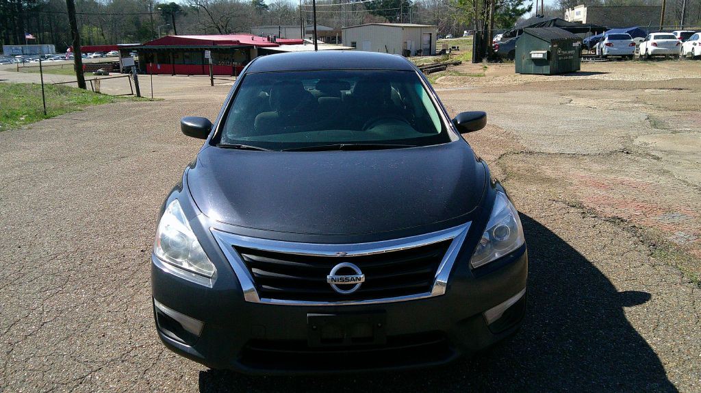 2013 Nissan Altima Image 3