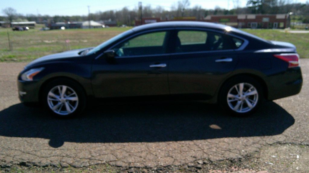 2013 Nissan Altima Image 4