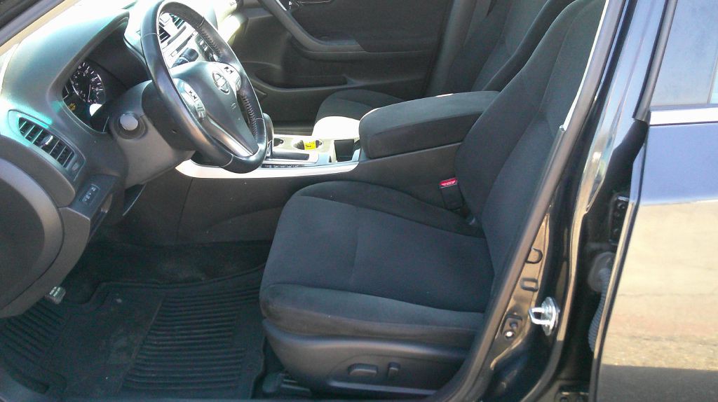 2013 Nissan Altima Image 7