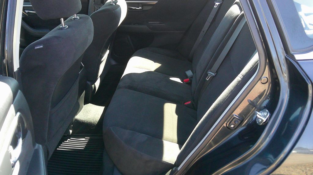 2013 Nissan Altima Image 8