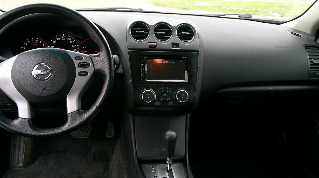 2009 Nissan Altima Image 9