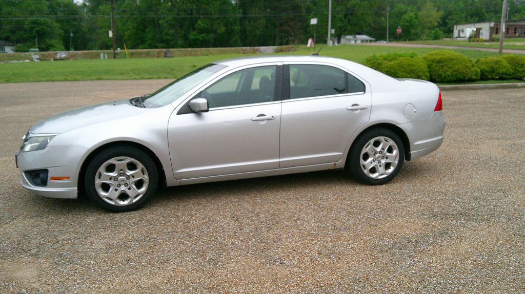 2010 Ford Fusion Image 3