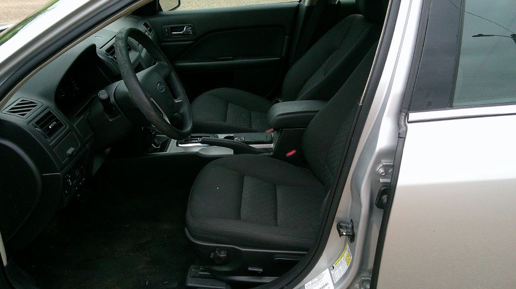 2010 Ford Fusion Image 6