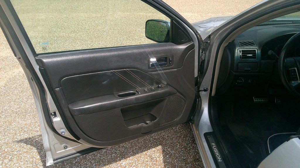 2011 Ford Fusion Image 6