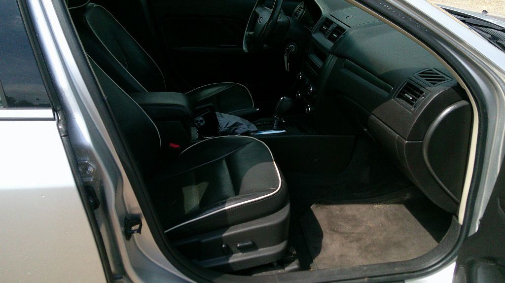 2011 Ford Fusion Image 10