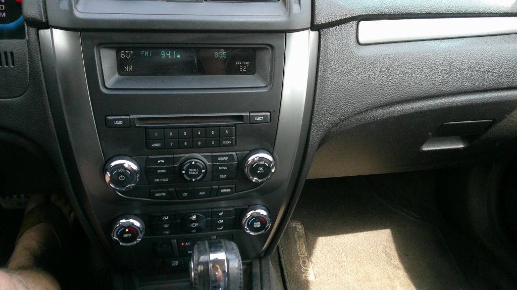 2011 Ford Fusion Image 14