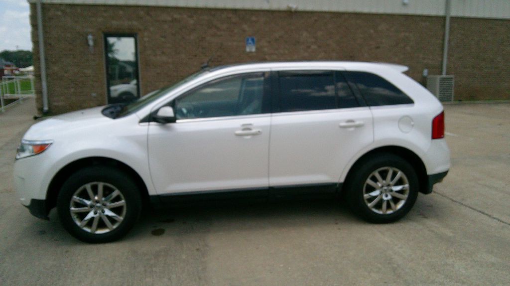 2011 Ford Edge Image 2