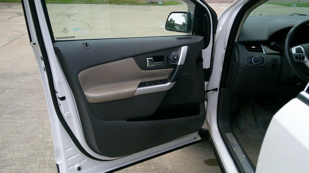 2011 Ford Edge Image 6