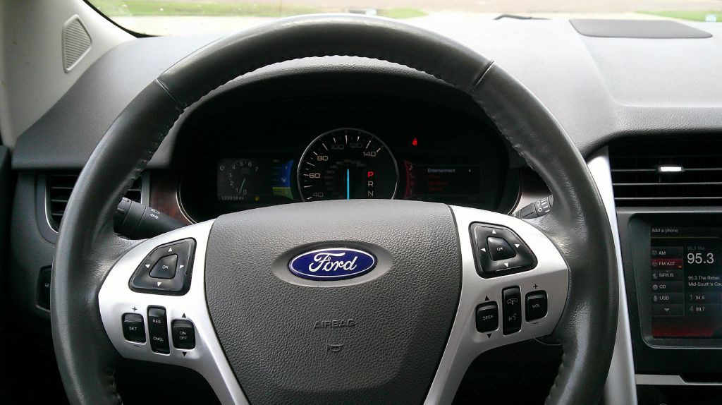 2011 Ford Edge Image 12