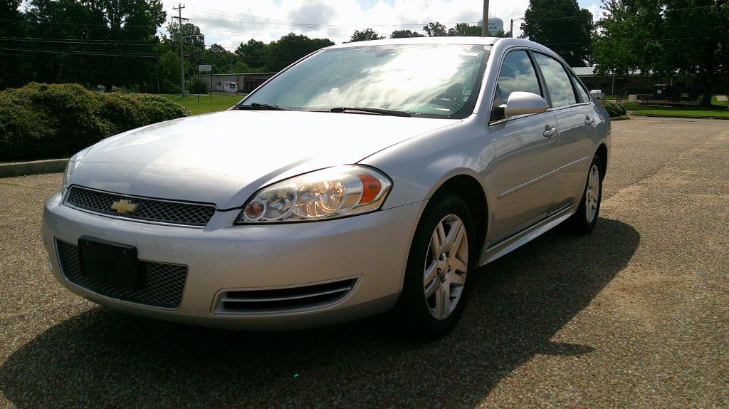 2016 Chevrolet Impala Image 1