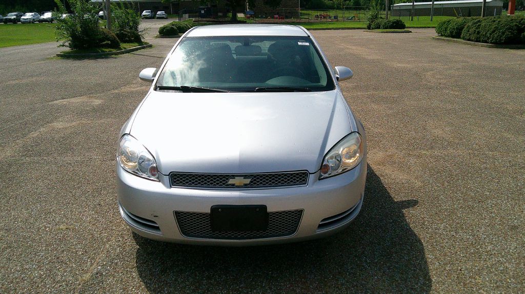 2016 Chevrolet Impala Image 3