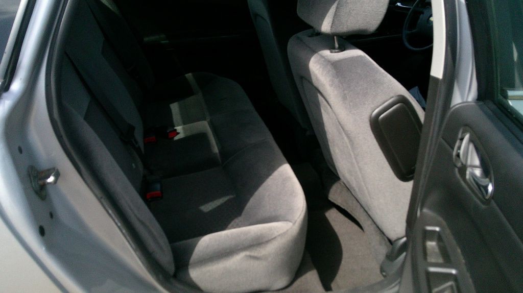 2016 Chevrolet Impala Image 12