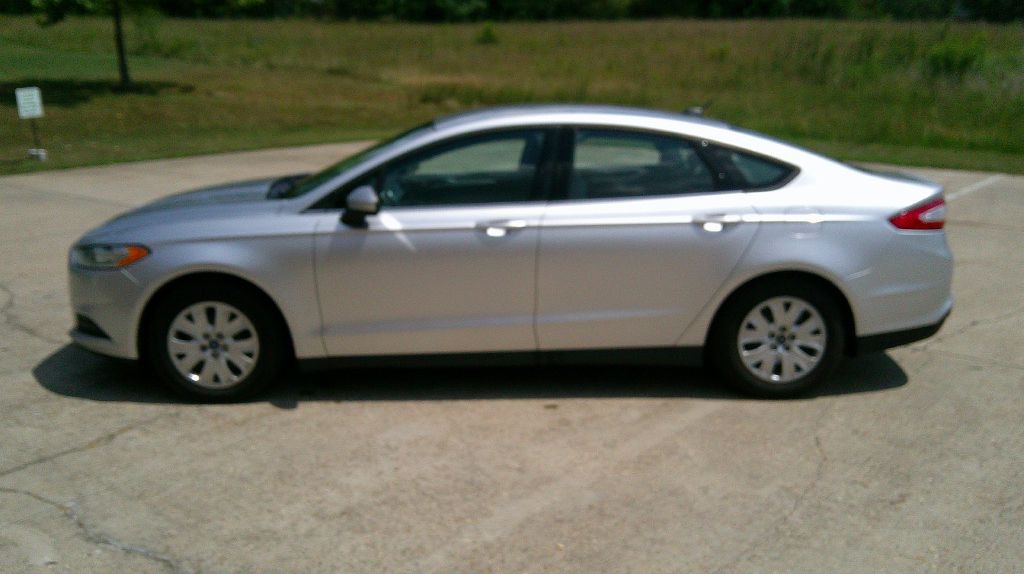2013 Ford Fusion Image 1