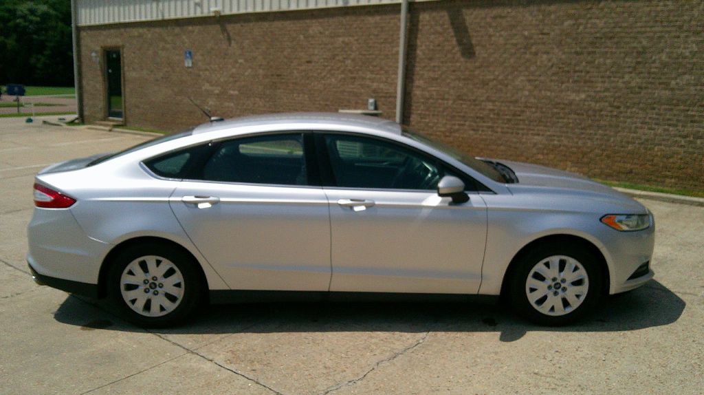 2013 Ford Fusion Image 3