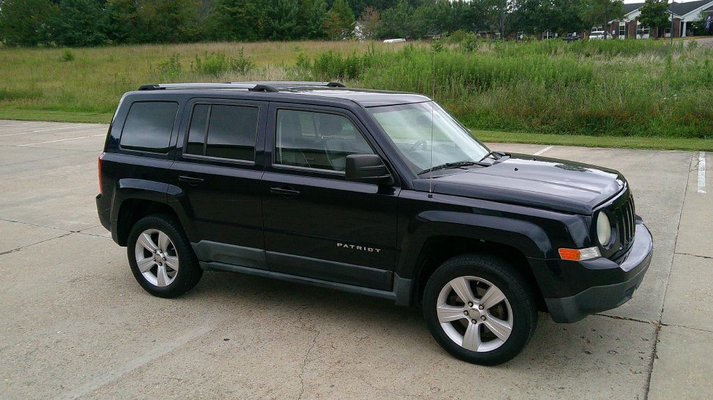 2011 Jeep Patriot Image 1