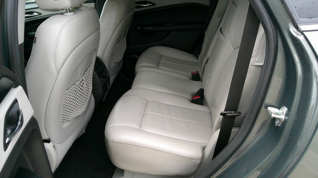 2013 Cadillac SRX Image 8
