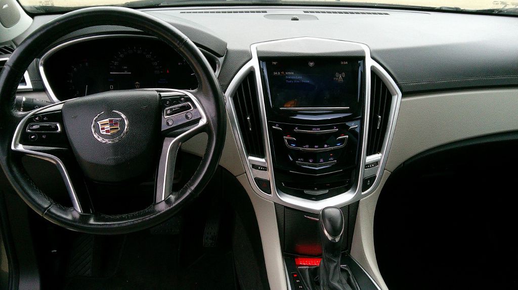 2013 Cadillac SRX Image 9